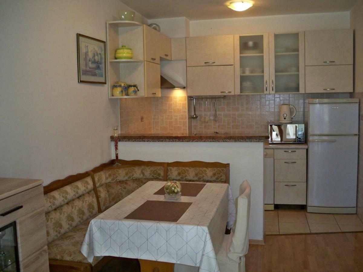Apartmani Perkovic Baska Voda Exterior photo