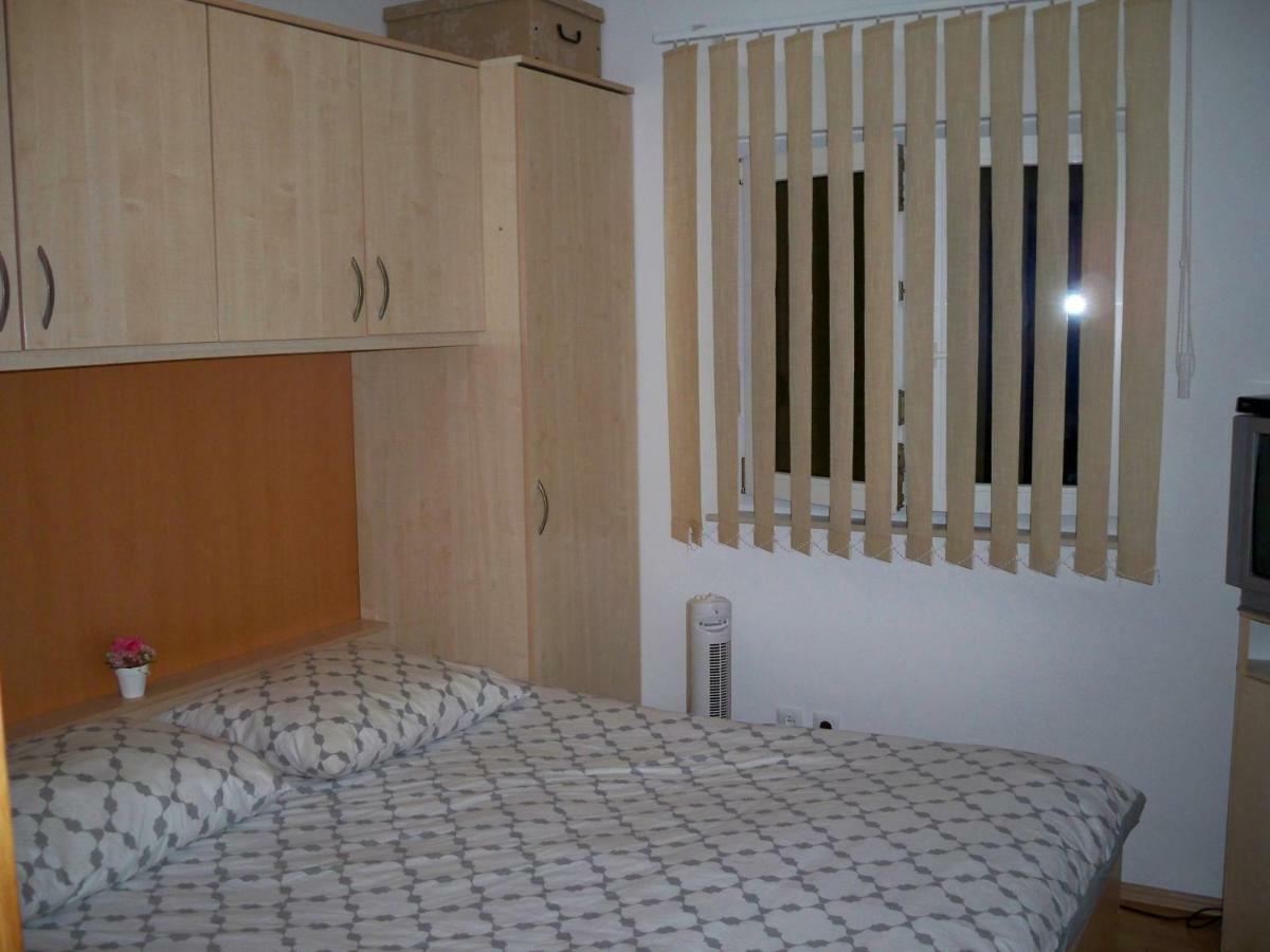 Apartmani Perkovic Baska Voda Exterior photo